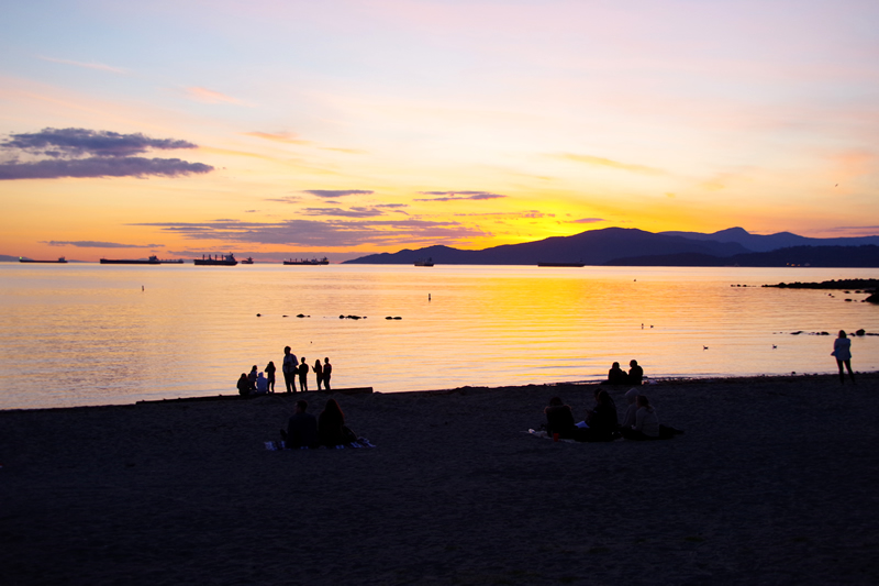 イングリッシュベイビーチの夕焼け