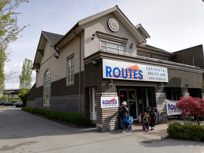 バンクーバーレンタカー「ROUTES」