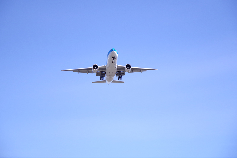 マッカーサーグレン・デザイナー・アウトレット 飛行機