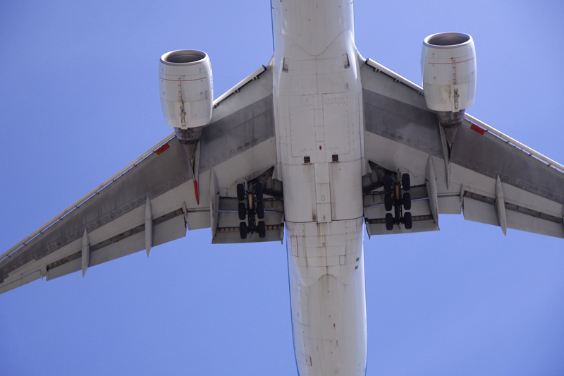 マッカーサーグレン・デザイナー・アウトレット 飛行機