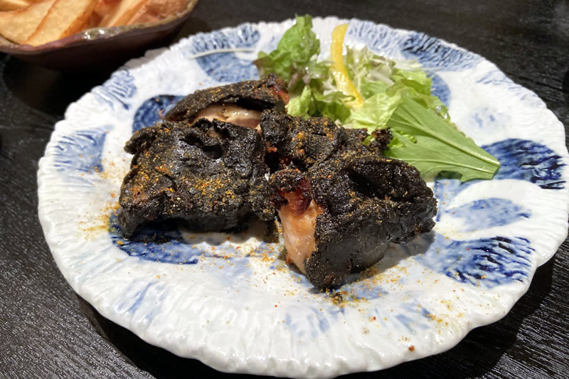 肉料理と大地の恵み ひなた 元祖!黒い唐揚げ